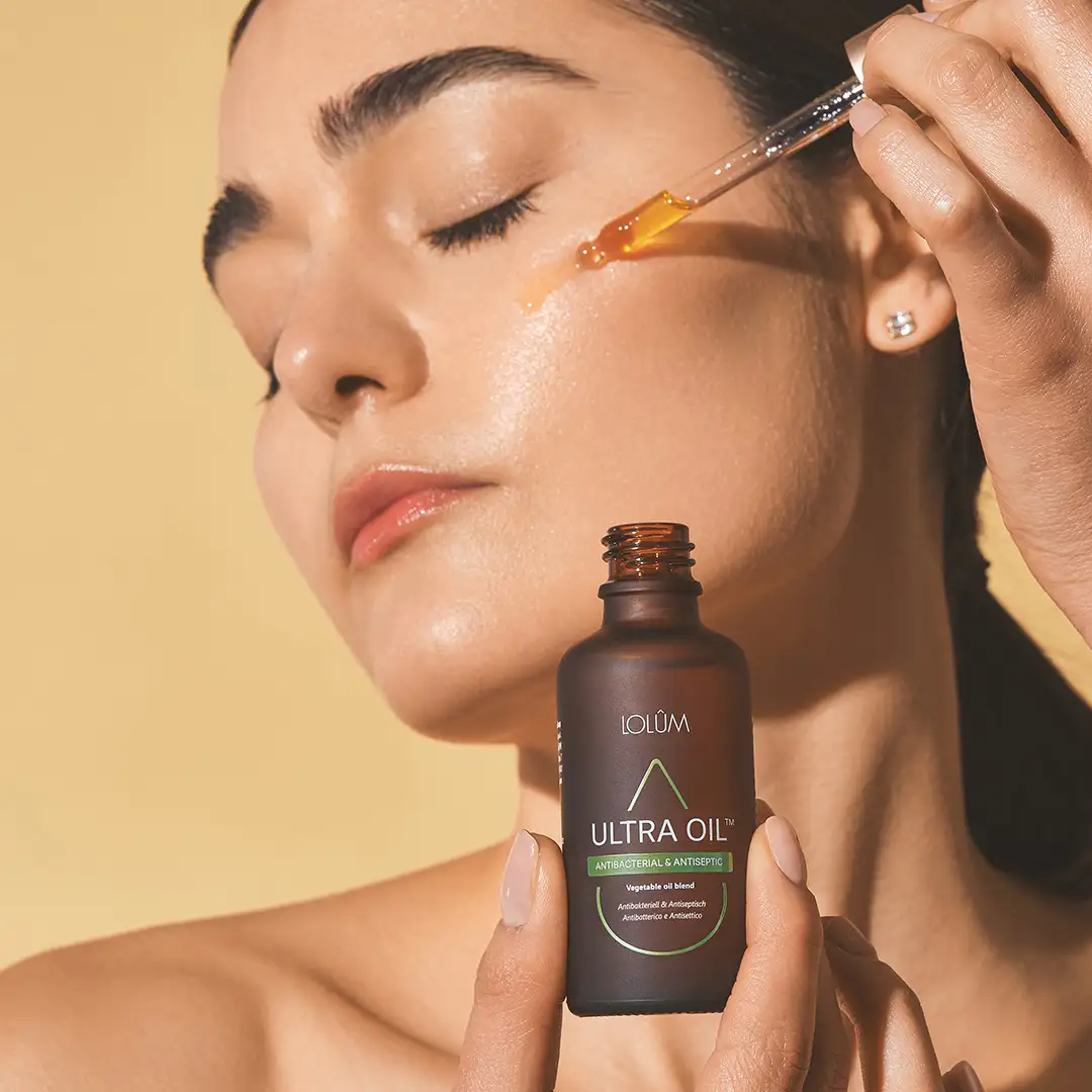 ULTRA OIL™ – Mélange d’huiles végétales à l’action antioxydante et illuminatrice - 50 ml